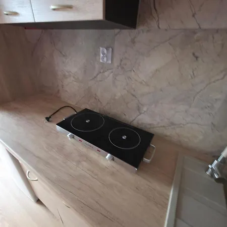 Od 2 Do 4 Osob W Choczni Niedaleko Wadowic Ze Strefa Basenowa Apartman *